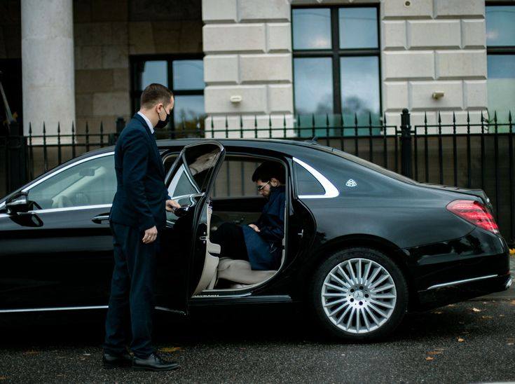 Corporate Airport Transfers in Adelaide